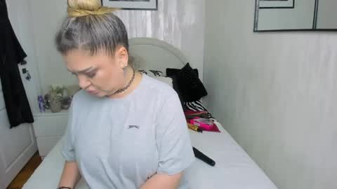Miss Deea online show from 31, 5, 2026
