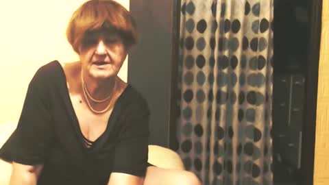 WildRedCat online show from 5, 11, 2025