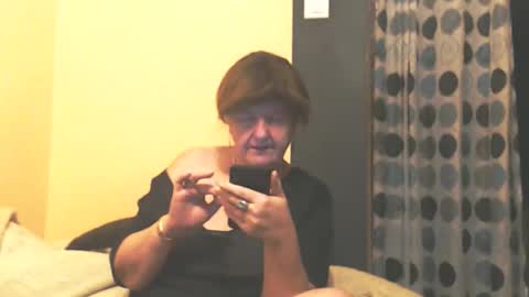 WildRedCat online show from 5, 2, 2026