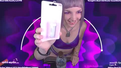 Snapshot of wildwylie chatting on 15, 11, 2025 Wylie Wanderlust online show from 15, 11, 2025