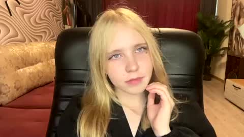 Snapshot of wilhelminafraker chatting on 29, 6, 2026 Anny online show from 29, 6, 2026