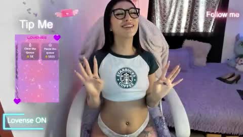 Snapshot of will_thomson_t chatting on 25, 9, 2025 sofia and will online show from 25, 9, 2025