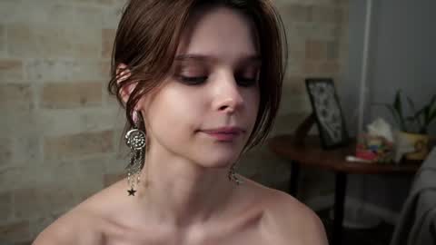 Eva online show from 17, 1, 2025