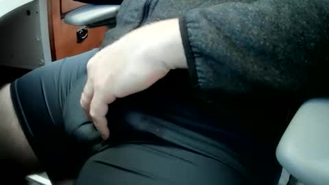 Snapshot of willecumtoday chatting on 4, 12, 2025 Will online show from 4, 12, 2025