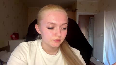 Snapshot of willettealfiero chatting on 31, 3, 2026 Sophia online show from 31, 3, 2026