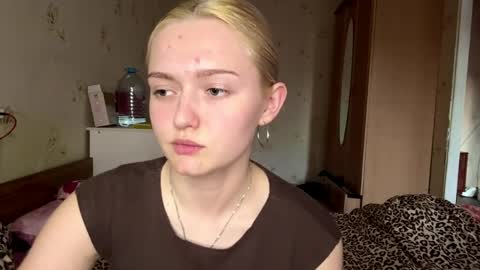 Snapshot of willettealfiero chatting on 8, 4, 2026 Sophia online show from 8, 4, 2026