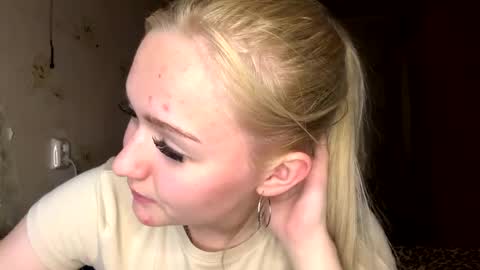 Snapshot of willettealfiero chatting on 20, 4, 2026 Sophia online show from 20, 4, 2026