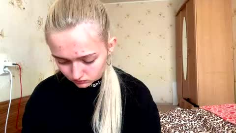 Snapshot of willettealfiero chatting on 21, 4, 2026 Sophia online show from 21, 4, 2026