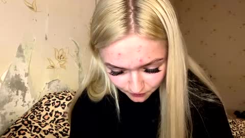 Snapshot of willettealfiero chatting on 22, 4, 2026 Sophia online show from 22, 4, 2026
