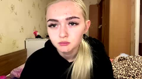Snapshot of willettealfiero chatting on 24, 4, 2026 Sophia online show from 24, 4, 2026
