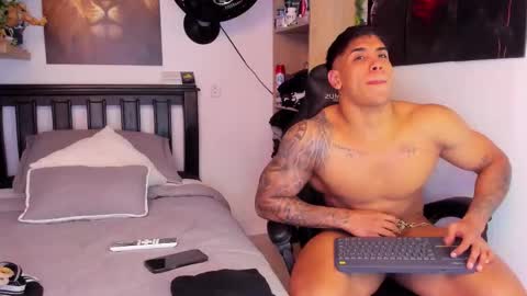 Snapshot of william_dracko9 chatting on 19, 10, 2025 Dracko online show from 19, 10, 2025