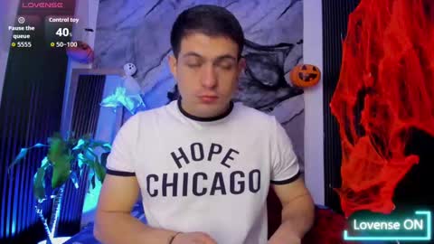 Snapshot of william_steel_ chatting on 9, 10, 2025 William Steel online show from 9, 10, 2025