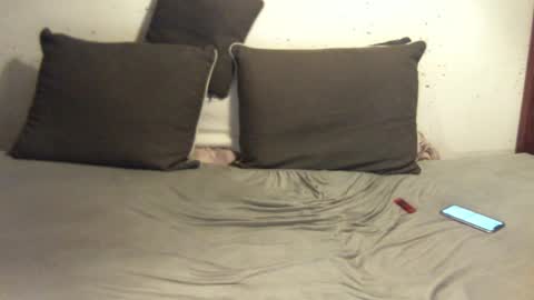 Snapshot of willingwillwet chatting on 8, 3, 2025 Call me Babe online show from 8, 3, 2025