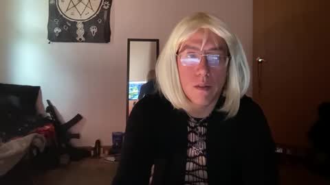 Ville Lohner online show from 7, 11, 2025