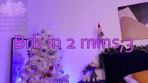 Snapshot of willow__love chatting on 26, 12, 2024 See u 3 of December3 online show from 26, 12, 2024