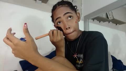 Snapshot of willow_smitt_ chatting on 7, 11, 2025 luna online show from 7, 11, 2025