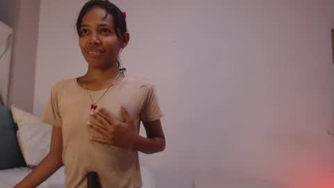 Snapshot of willow_smitt_ chatting on 24, 4, 2026 luna online show from 24, 4, 2026
