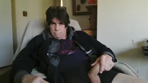 Snapshot of willtie26 chatting on 8, 1, 2025 willtie26 online show from 8, 1, 2025