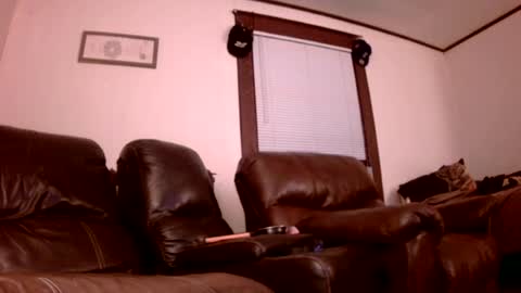 willydogg83 online show from 21, 6, 2026