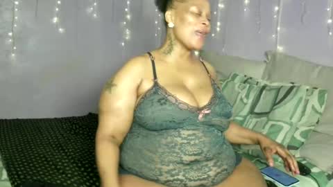 Snapshot of wilmaassylum chatting on 2, 7, 2026 wilmaassylum online show from 2, 7, 2026