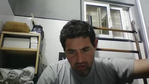 Snapshot of windowpane5 chatting on 18, 5, 2026 windowpane online show from 18, 5, 2026