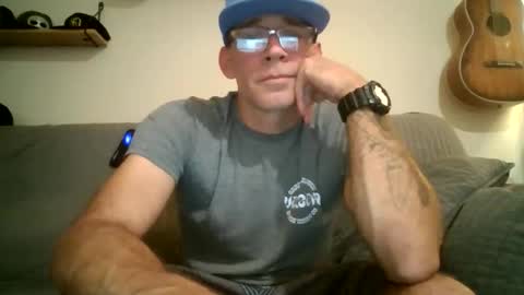 wingnutt765733 online show from 3, 12, 2025