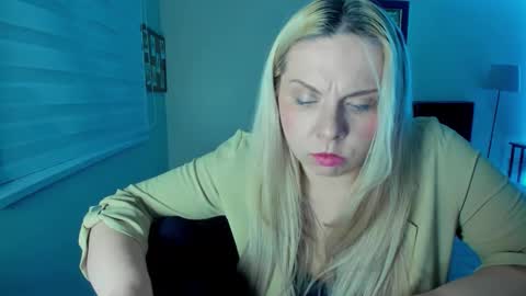 Snapshot of winter_miracle chatting on 28, 3, 2026 Winter Miracle online show from 28, 3, 2026