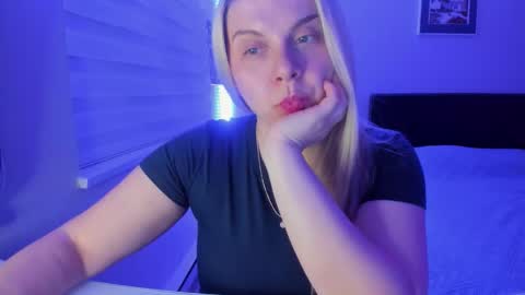 Snapshot of winter_miracle chatting on 11, 4, 2026 Winter Miracle online show from 11, 4, 2026