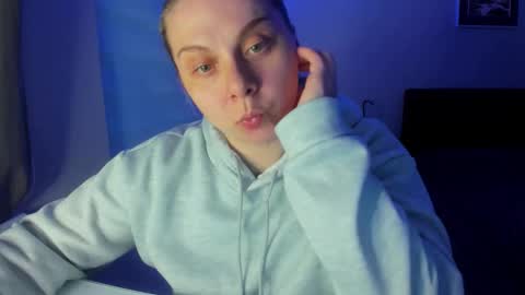 Snapshot of winter_miracle chatting on 12, 4, 2026 Winter Miracle online show from 12, 4, 2026