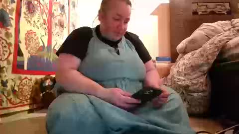 Annie online show from 15, 10, 2025