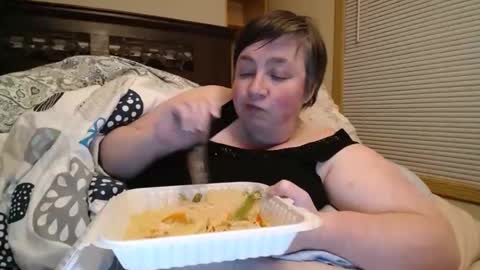 Annie online show from 26, 2, 2026