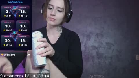 Kiara online show from 12, 2, 2025