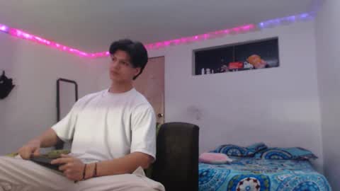 Snapshot of with_ken chatting on 4, 2, 2026 Ken online show from 4, 2, 2026