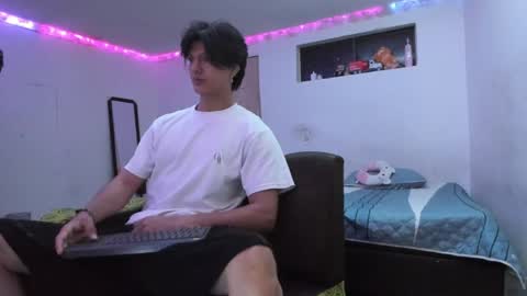 Snapshot of with_ken chatting on 4, 4, 2026 Ken online show from 4, 4, 2026