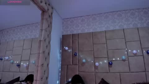 Snapshot of withneyxx chatting on 10, 9, 2025 Andrea online show from 10, 9, 2025