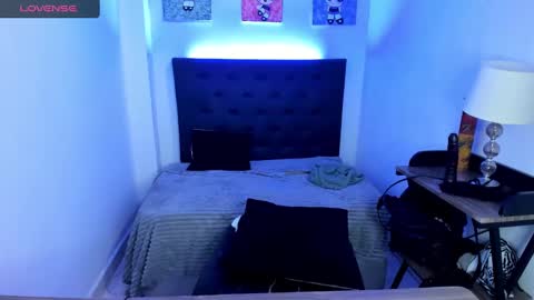 Snapshot of wiz_maleja chatting on 12, 2, 2025 MALEJA online show from 12, 2, 2025