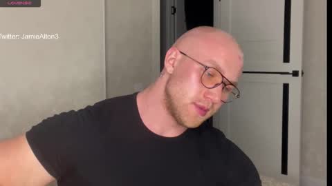 Wlademar online show from 8, 10, 2025