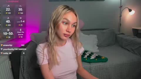 Snapshot of wladilia chatting on 13, 2, 2025 wladilia online show from 13, 2, 2025