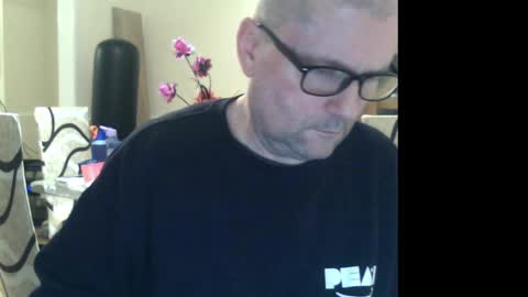 wobble444 online show from 21, 2, 2025