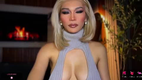 Julia online show from 24, 7, 2026