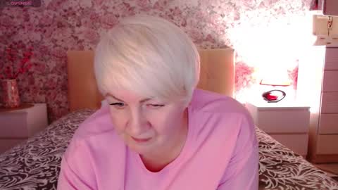 Snapshot of women_pleasures chatting on 19, 2, 2025 women_pleasures online show from 19, 2, 2025