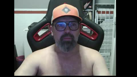 Snapshot of womenizzeer chatting on 7, 11, 2025 Adam online show from 7, 11, 2025