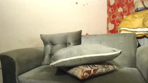 SHENIEL RODRIGUEZ online show from 18, 12, 2024