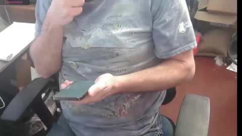 Snapshot of woodworker6473 chatting on 29, 1, 2025 woodworker6473 online show from 29, 1, 2025