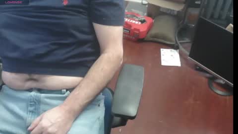 Snapshot of woodworker6473 chatting on 28, 2, 2025 woodworker6473 online show from 28, 2, 2025