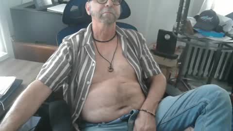 woodworker6473 online show from 26, 6, 2026