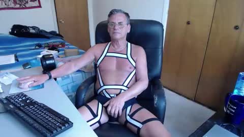 Large one  online show from 12, 4, 2026