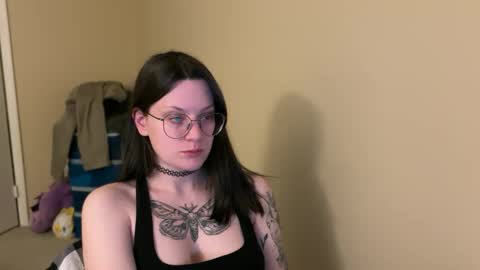 Lucina online show from 5, 2, 2025