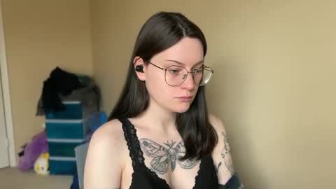 Lucina online show from 20, 2, 2025