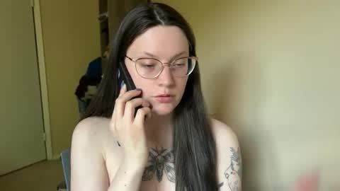 Lucina online show from 27, 4, 2026